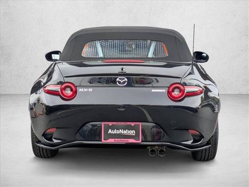 New 2026 MAZDA MX-5 Miata Club w/ Appearance Package RWD image 9