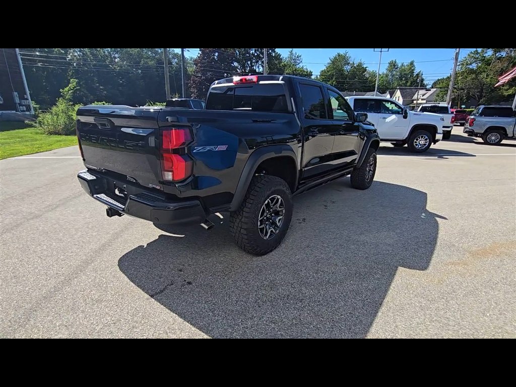 New 2026 Chevrolet Colorado ZR2 AWD/4WD image 8