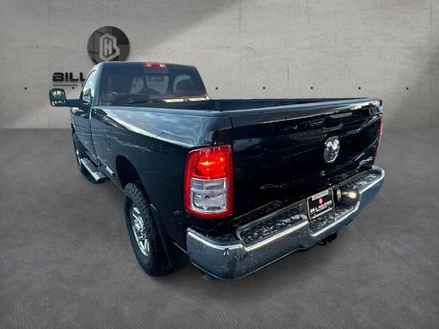 Used 2024 RAM 3500 Tradesman w/ Chrome Appearance Group image 9