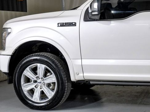 Used 2018 Ford F150 Platinum w/ Equipment Group 701A Luxury image 12