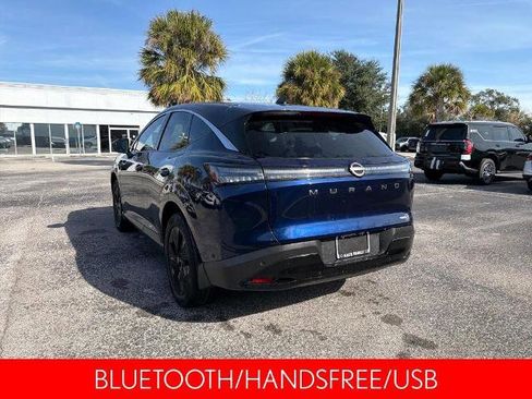 Certified 2025 Nissan Murano SV image 6