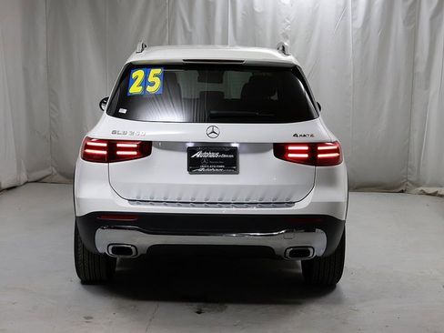 Certified 2025 Mercedes-Benz GLB 250 4MATIC image 9