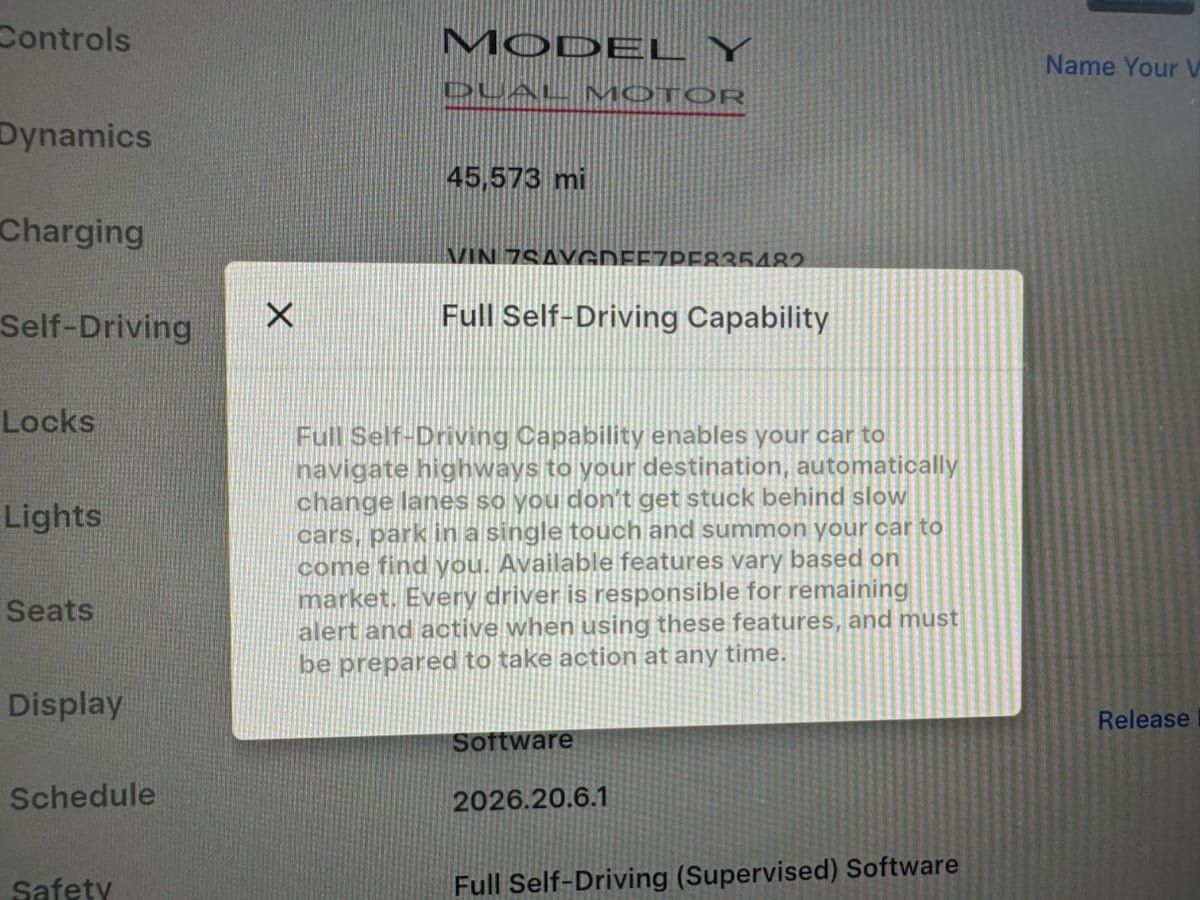 Used 2023 Tesla Model Y Long Range AWD/4WD image 23
