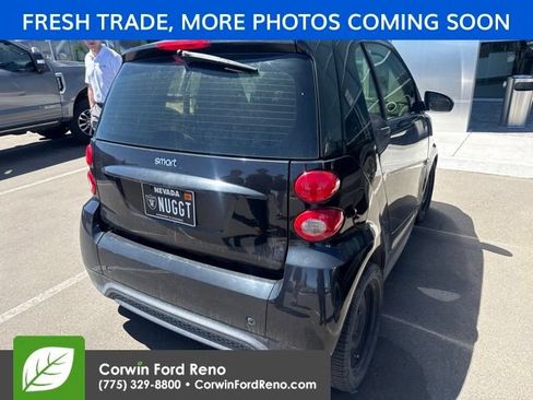 Used 2013 smart fortwo pure RWD image 6
