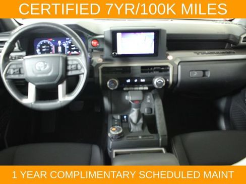 Used 2024 Toyota Tacoma TRD Off-Road AWD/4WD image 14