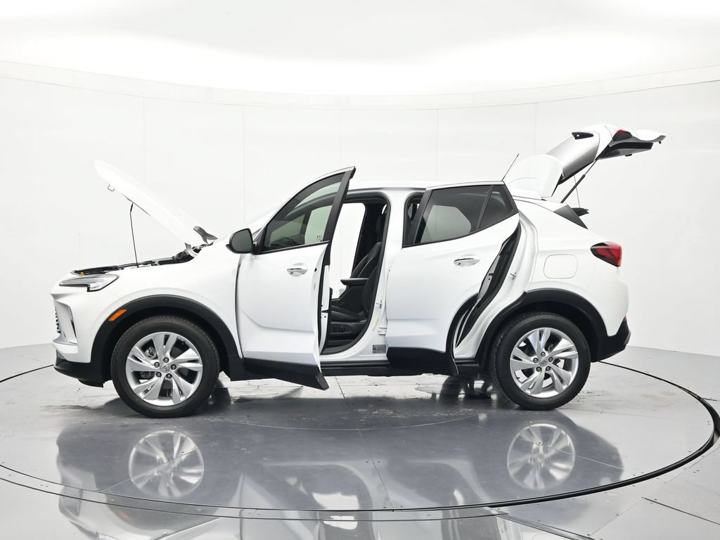 Used 2024 Buick Encore GX Preferred w/ Comfort Package FWD image 45