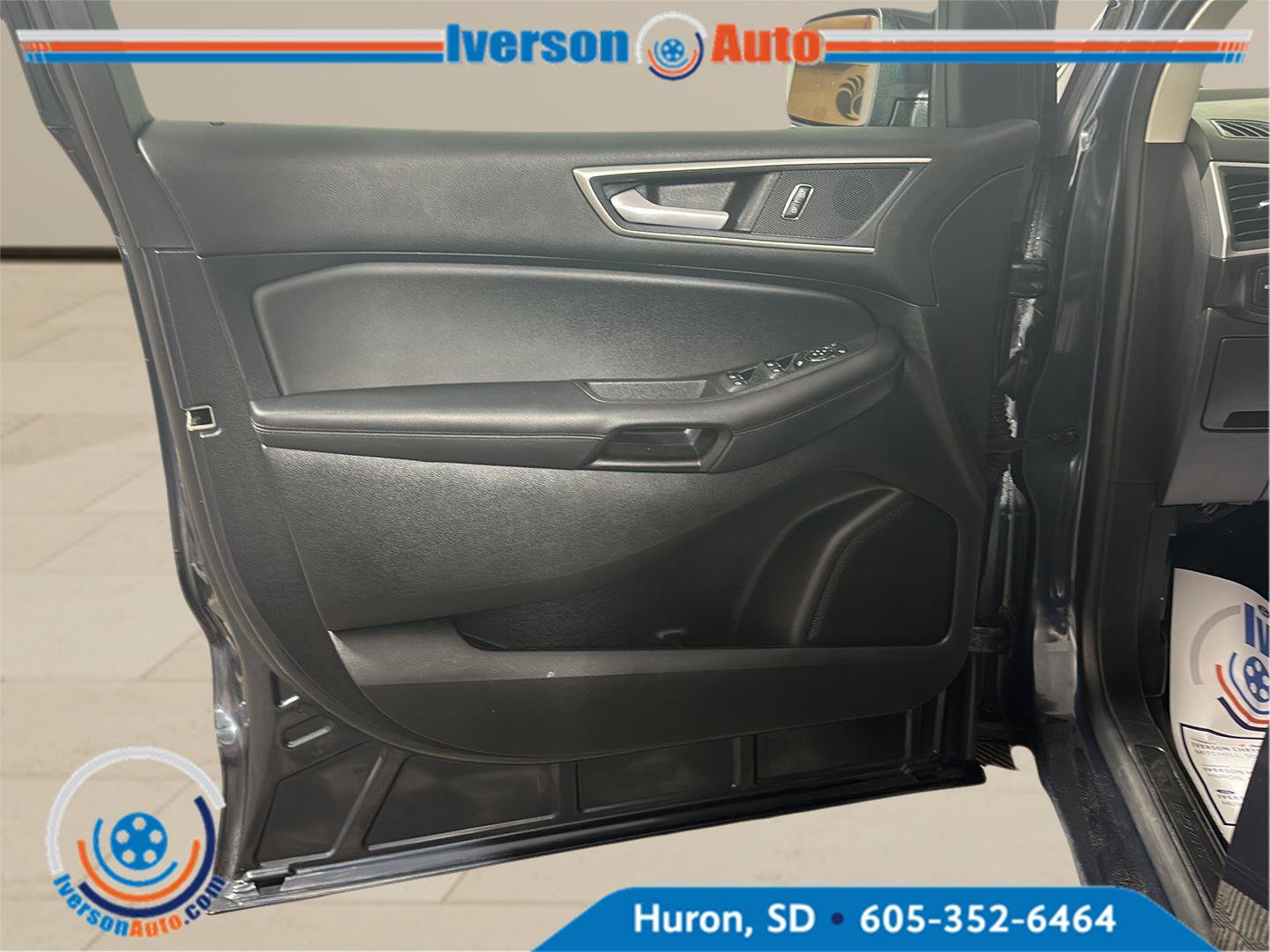 Used 2024 Ford Edge SEL w/ Convenience Package AWD/4WD image 12