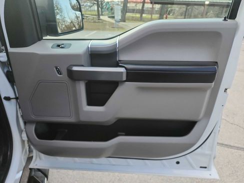Used 2016 Ford F150 XLT w/ Equipment Group 302A Luxury RWD image 34