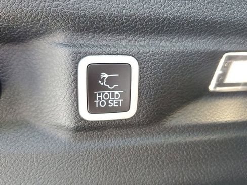 New 2025 Jeep Grand Cherokee L Limited w/ Black Appearance Package image 11