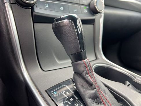 Used 2017 Toyota Camry LE image 21