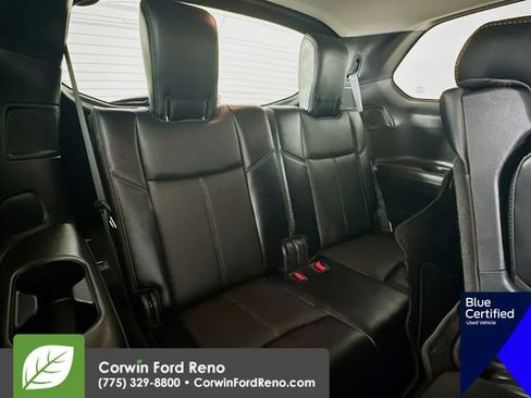 Used 2020 Nissan Pathfinder Platinum image 32