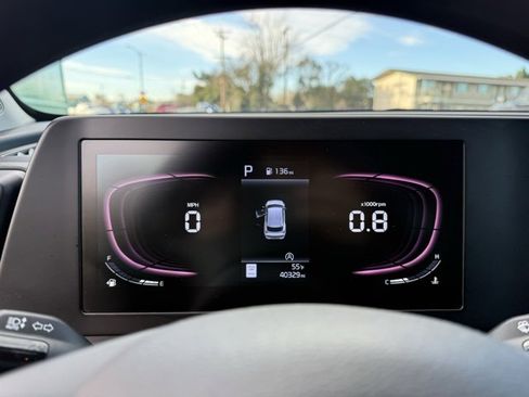 Used 2024 Kia Sportage LX image 23