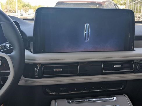 New 2025 Lincoln Aviator Reserve w/ Equipment Group 201A image 14