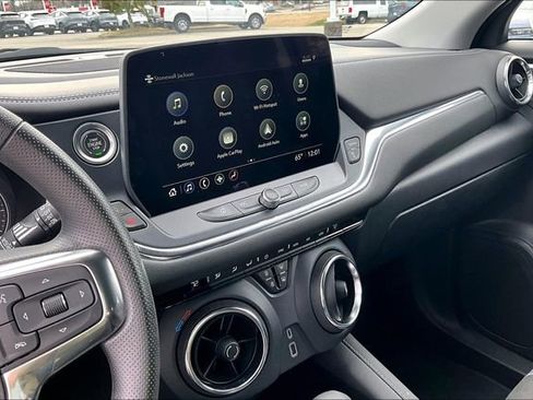 Used 2023 Chevrolet Blazer LT image 22