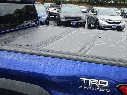 New 2025 Toyota Tacoma TRD Off-Road image 8