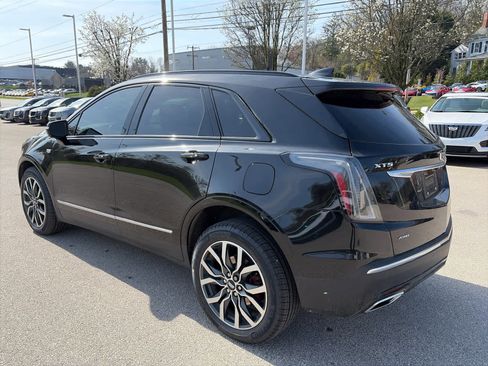 Certified 2023 Cadillac XT5 Sportv w/ Technology Package image 2
