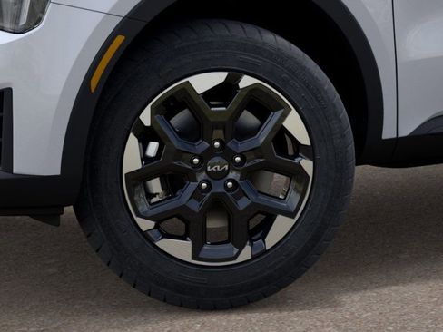 New 2026 Kia Sorento S image 11
