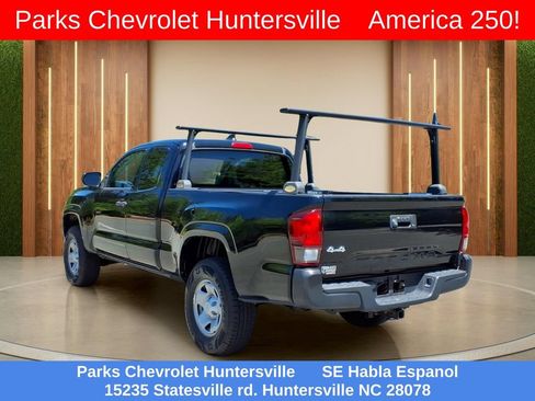 Used 2023 Toyota Tacoma SR AWD/4WD image 29