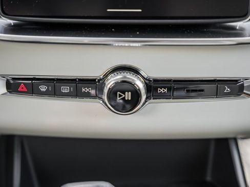 New 2026 Volvo XC90 B6 Ultra image 22