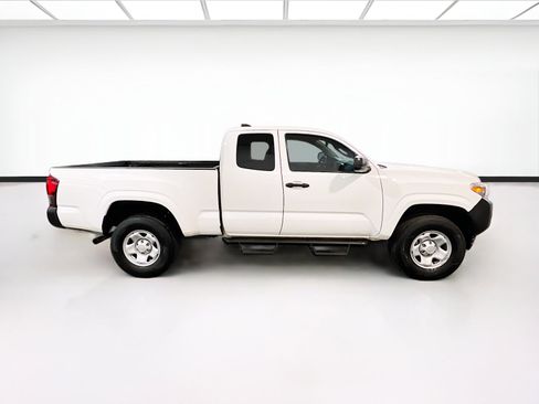 Used 2022 Toyota Tacoma SR RWD image 21