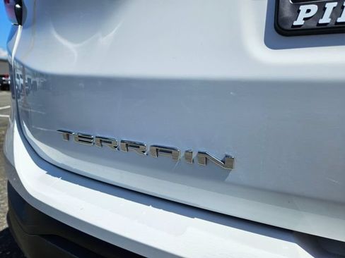 Used 2022 GMC Terrain SLE w/ Driver Convenience Package AWD/4WD image 12