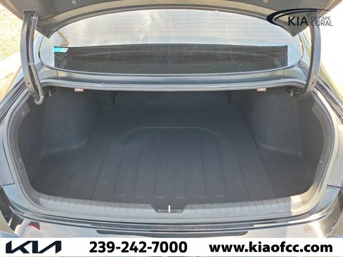Used 2022 Hyundai Sonata Limited FWD image 11