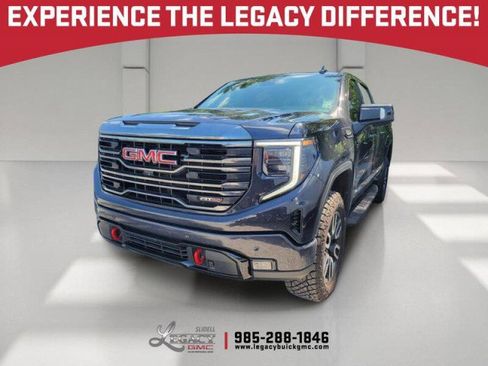 Used 2023 GMC Sierra 1500 AT4 w/ AT4 Preferred Package AWD/4WD image 1