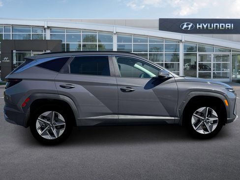 New 2026 Hyundai Tucson SEL image 9