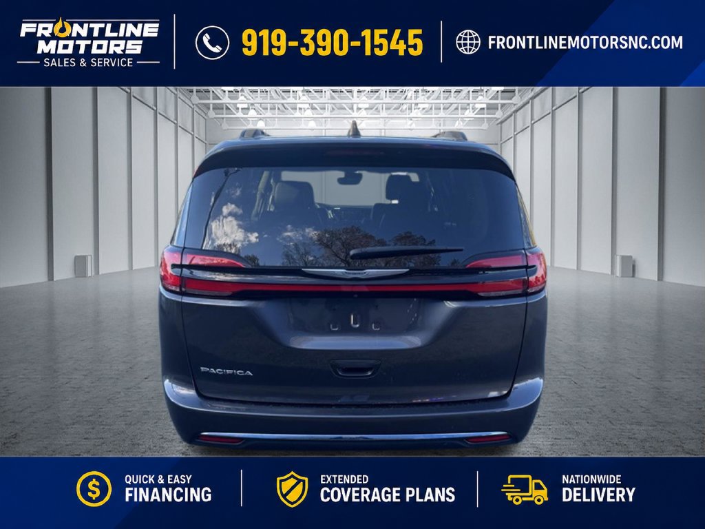 Used 2022 Chrysler Pacifica Touring-L FWD image 7