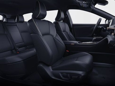 New 2026 Toyota Crown Signia AWD/4WD image 7