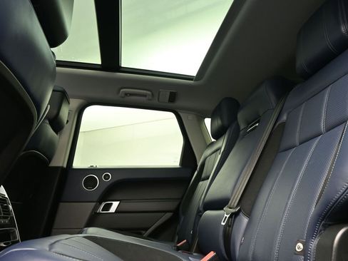 Used 2020 Land Rover Range Rover Sport HSE Dynamic image 7