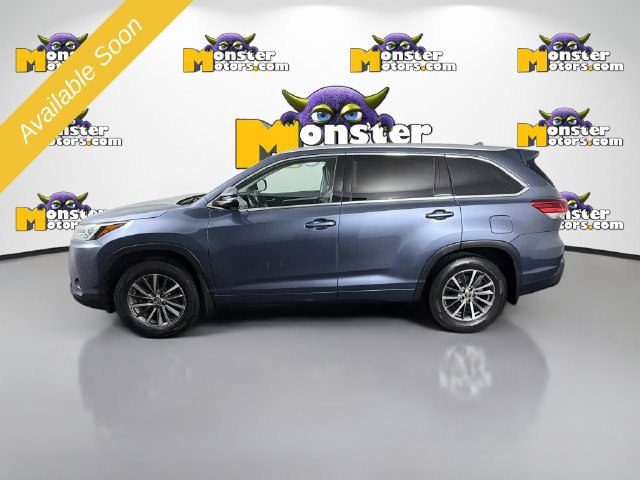 Used 2018 Toyota Highlander XLE AWD/4WD image 8