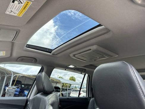 Used 2018 Honda Pilot Elite image 16