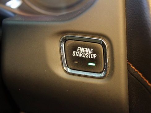 Used 2020 GMC Acadia AT4 image 27