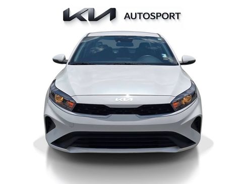 Certified 2024 Kia Forte LXS w/ LXS Technology Package FWD image 2