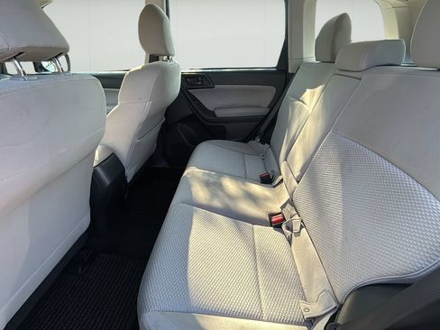 Used 2018 Subaru Forester 2.5i Premium AWD/4WD image 21