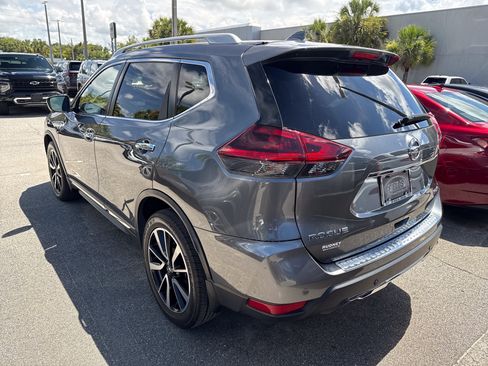 Used 2019 Nissan Rogue SL AWD/4WD image 3