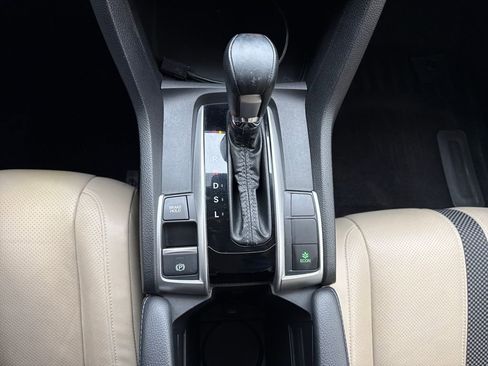 Used 2019 Honda Civic EX-L image 21