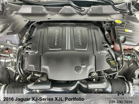 Used 2016 Jaguar XJ L Portfolio image 36