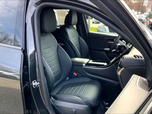 Used 2026 Mercedes-Benz GLC 300 4MATIC image 7