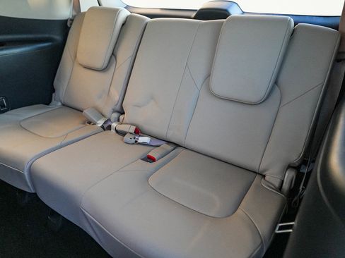 Used 2024 Nissan Armada Platinum w/ Captain's Chairs Package image 19