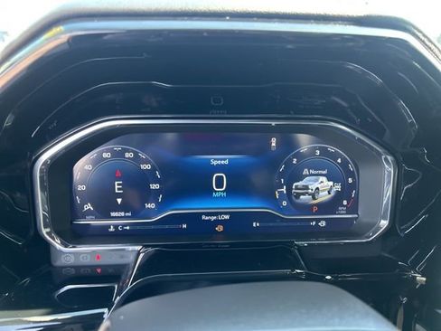 Used 2025 Chevrolet Silverado 1500 LT Trail Boss w/ Convenience Package II image 20