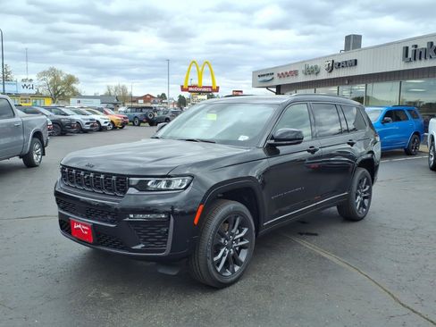 New 2026 Jeep Grand Cherokee L Limited AWD/4WD image 5