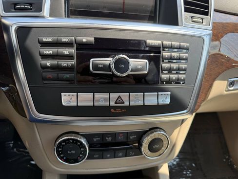 Used 2014 Mercedes-Benz ML 350 BlueTEC 4MATIC image 24