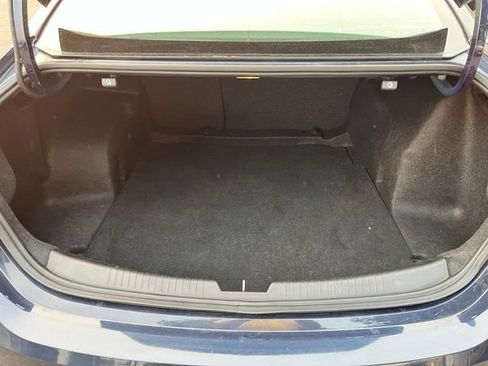 Used 2016 Chevrolet Malibu LT FWD image 8