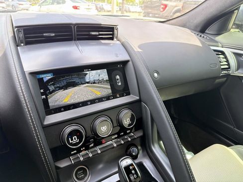 Used 2020 Jaguar F-TYPE R AWD/4WD image 25