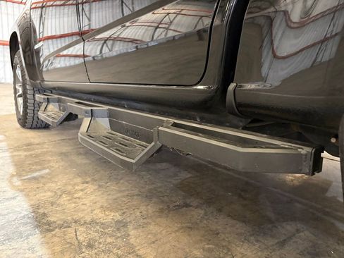 Used 2020 Chevrolet Colorado Z71 image 11