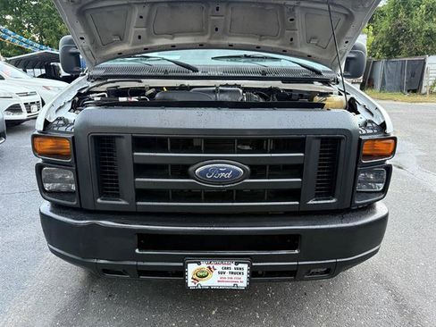 Used 2011 Ford E-250 and Econoline 250 image 32
