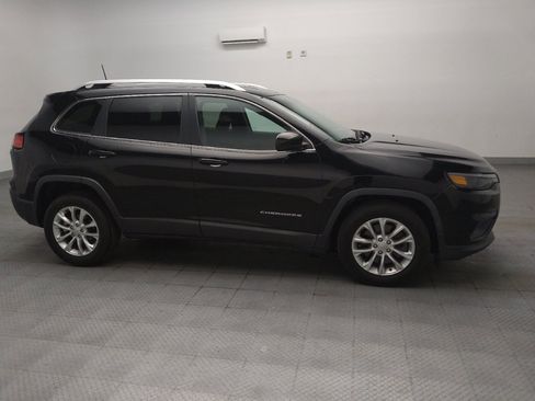 Used 2019 Jeep Cherokee Latitude w/ Popular Appearance Group FWD image 11