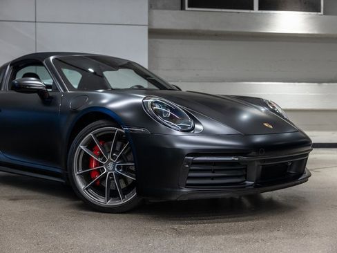Used 2024 Porsche 911 Targa 4S w/ Premium Package image 11